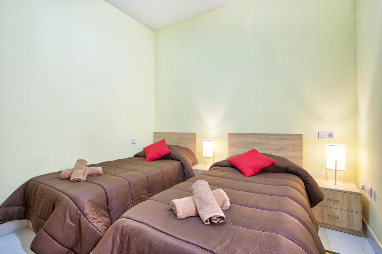 119/4 - Sea View Apartment - 3 Bedrooms Xghajra Экстерьер фото